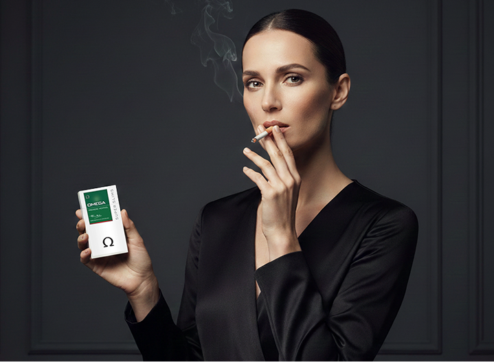 Lady Smoking Sq